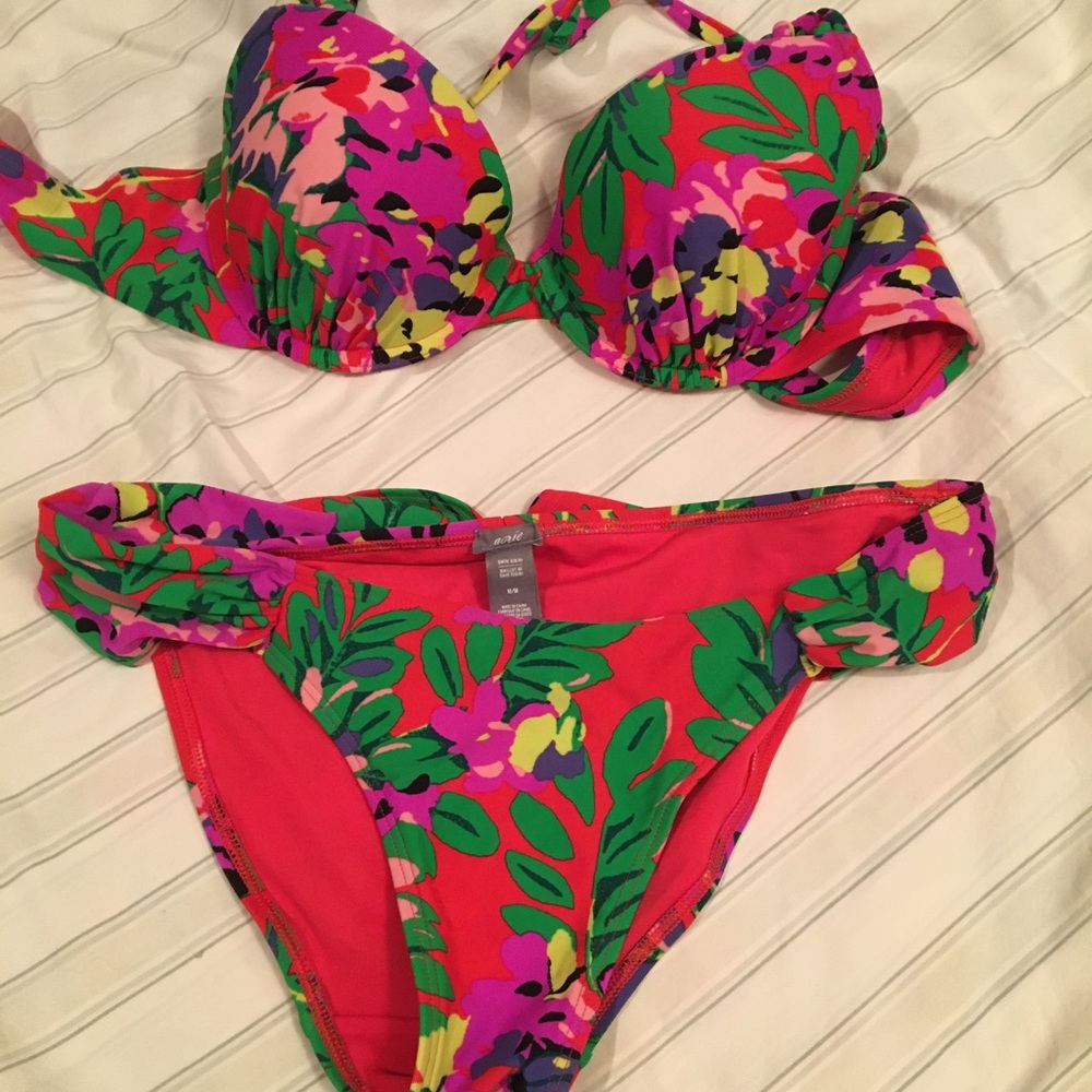 AE aerie floral tropical bikini 👙